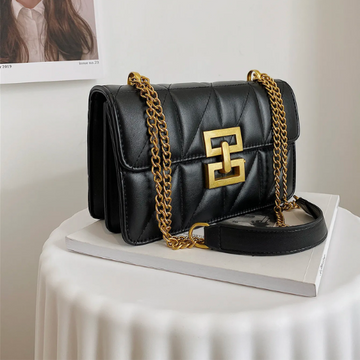 Bolsa de Ombro Detalhes Dourados