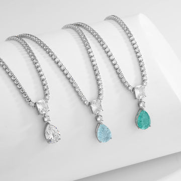 Colar Cravejado de Cristais de Zircônia