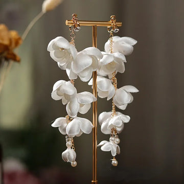 Brinco Longo Flor Prestige