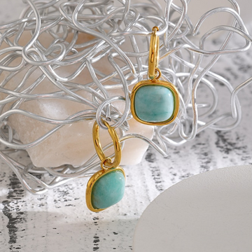 Brinco Banhado a Ouro 18K com Pedra Natural