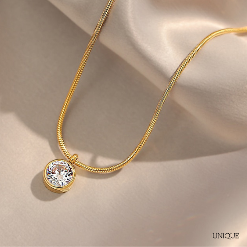 Colar com Pingente de Cristal de Zircônia
