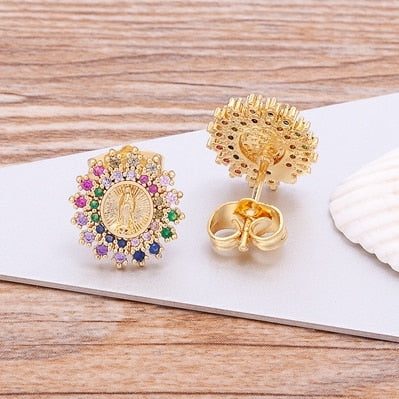 Brinco Redondo Virgem Maria Banhado a Ouro 18K