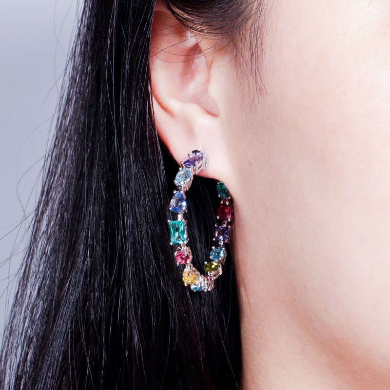 Brinco Argola de Zircônia Rainbow