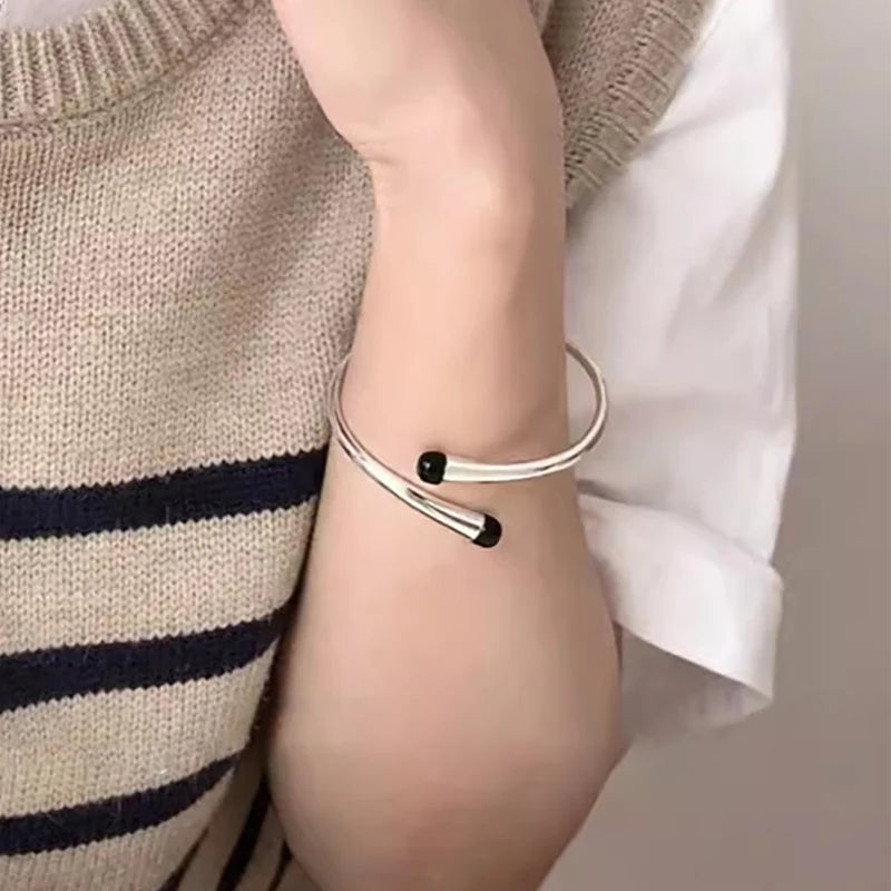 Pulseira Zircônia Preta Cúbica Detalhes Minimalista