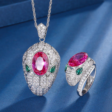 Conjunto Colar e Anel Serpente com Pedra de Rubi