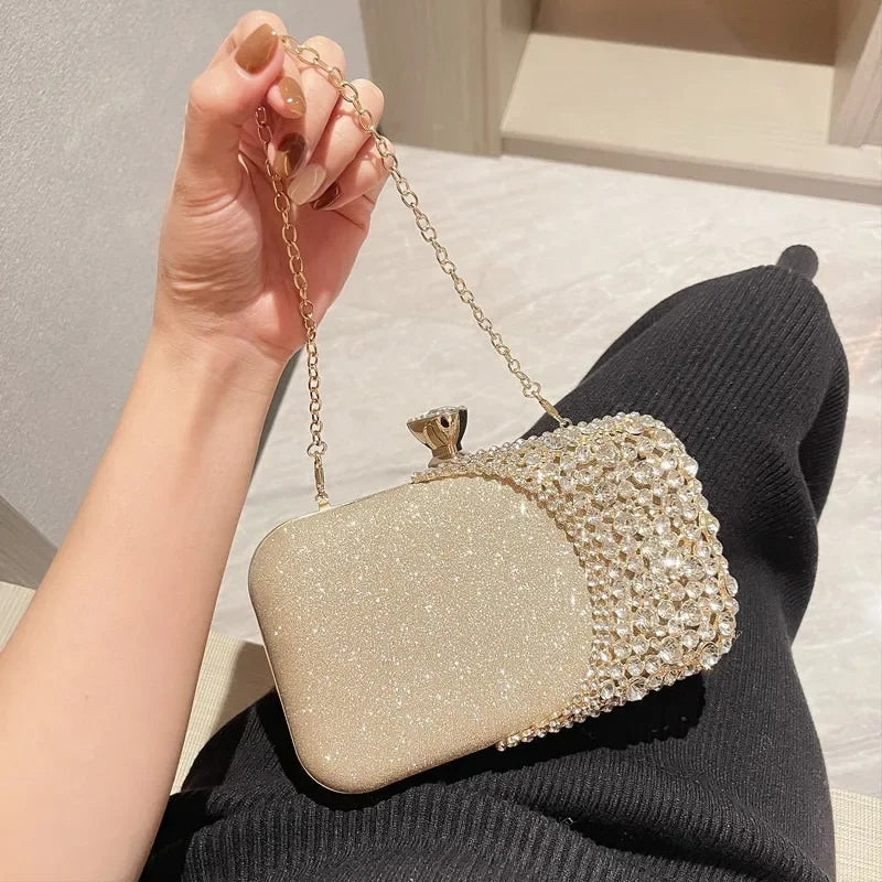 Bolsa Dourada Cravejada