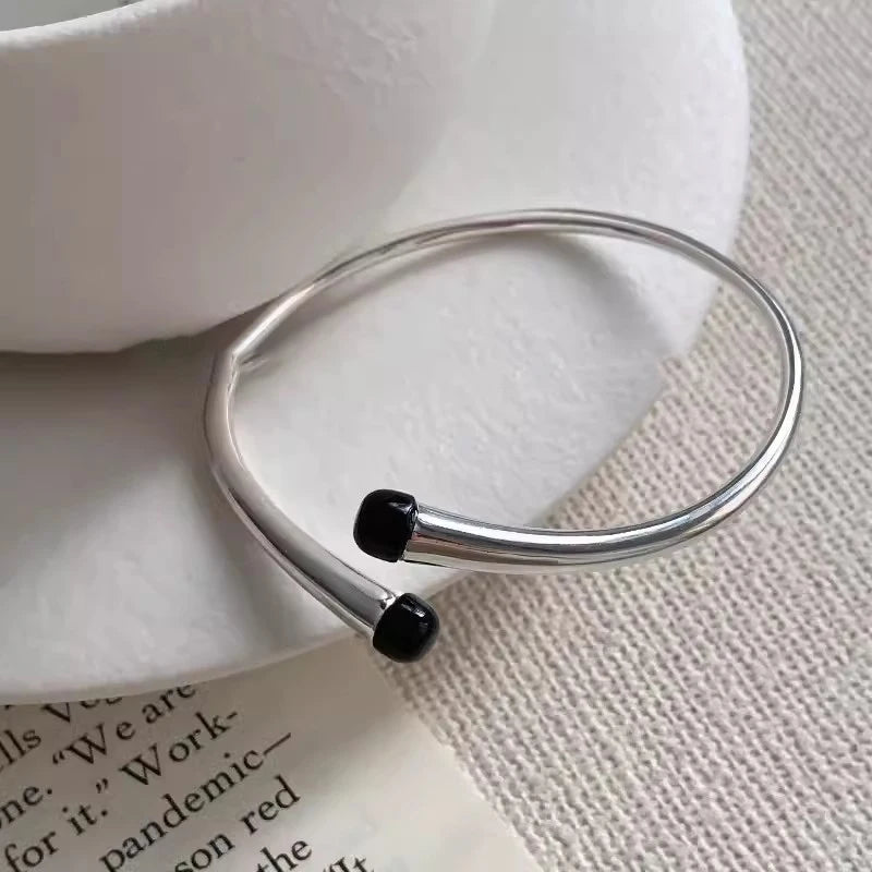 Pulseira Zircônia Preta Cúbica Detalhes Minimalista