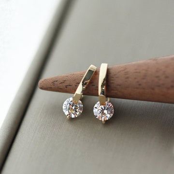 Brinco Dourado com Cristal
