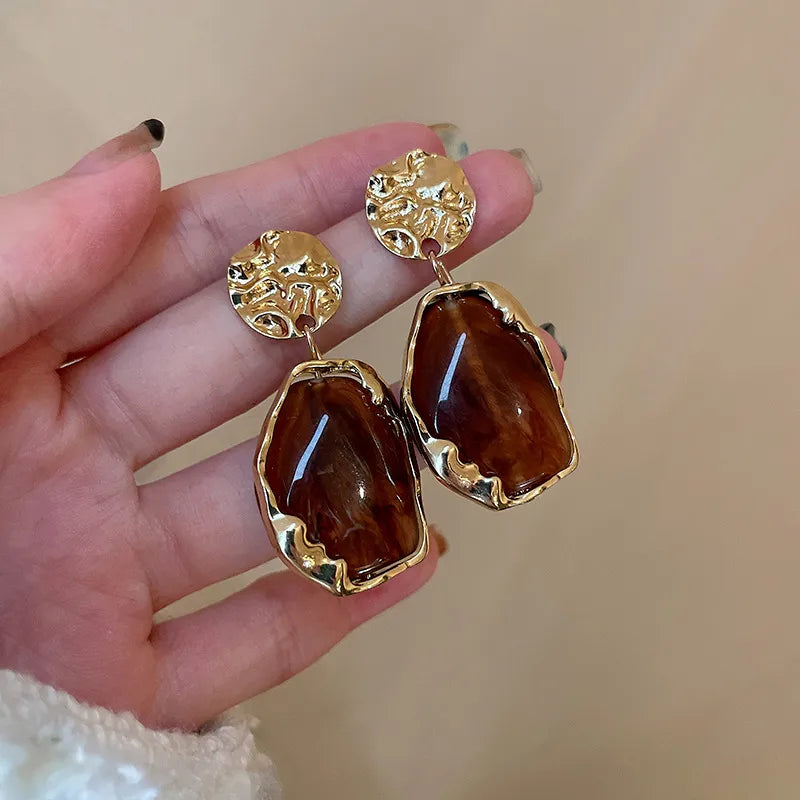 Brinco Vintage Dourado