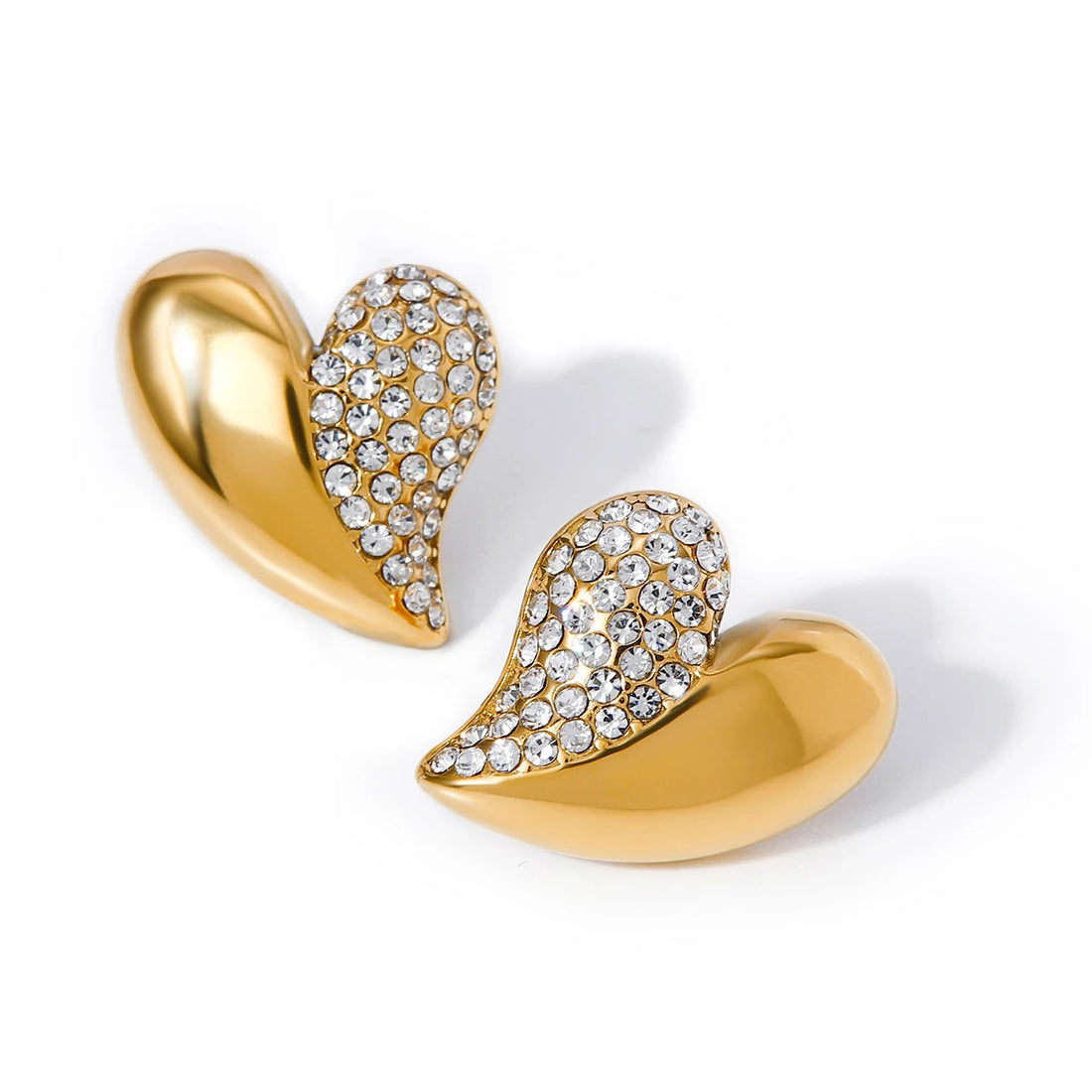 Brincos Zircônia Diamantes Detalhes em Coração 