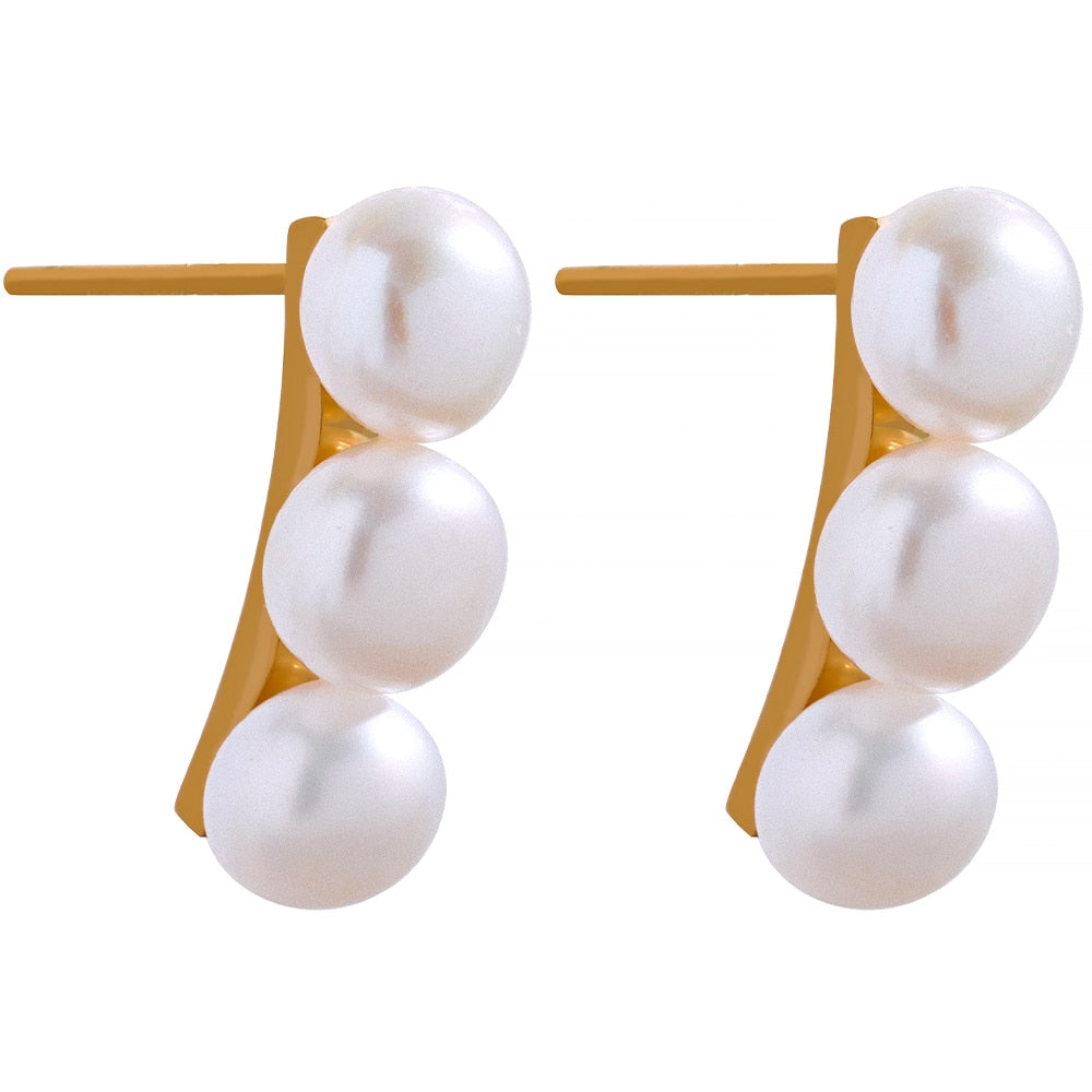 Brinco Dourado com Pérolas