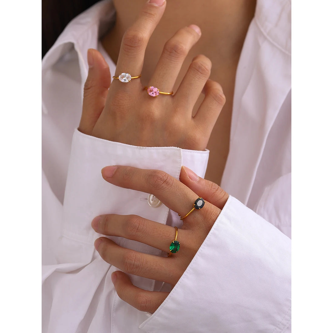 Anel de Ouro 18k Detalhes em Zircônia Diamantes