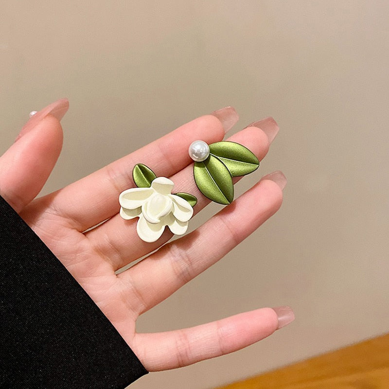 Brinco Flor com Pérola